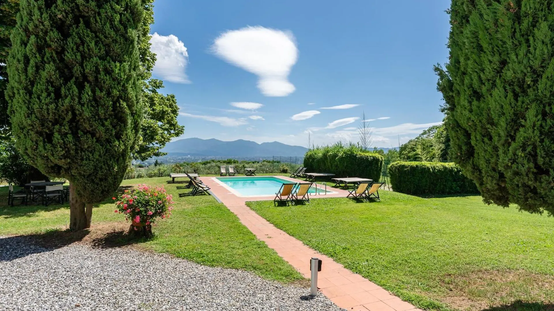 Agriturismo Mansi Bernardini Lucca 0*,  Italy